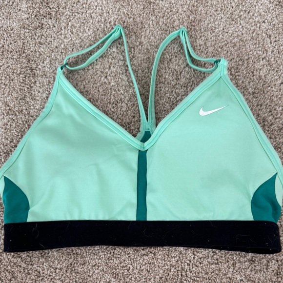 Nike dri-fit sports bra - Picture 1 of 2
